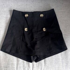 Altar'd State Black Buttoned Women's Skorts